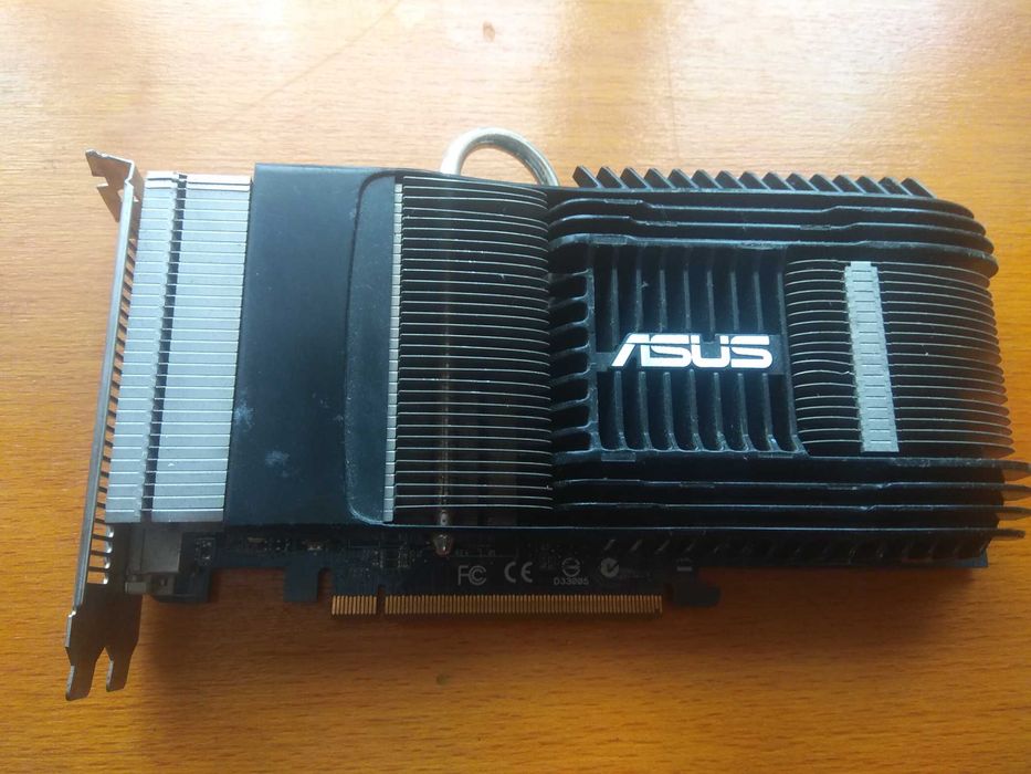 Видеокарта ASUS 9600GT 512 Mb DDR3 256 bit