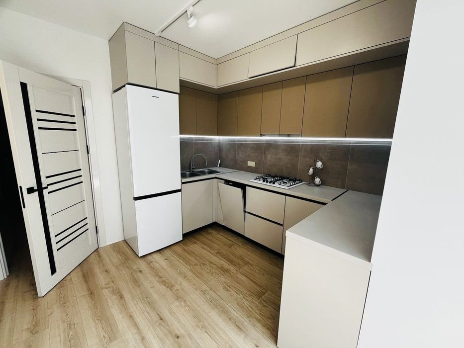 Двокімнатна в Смарт Сіті-2