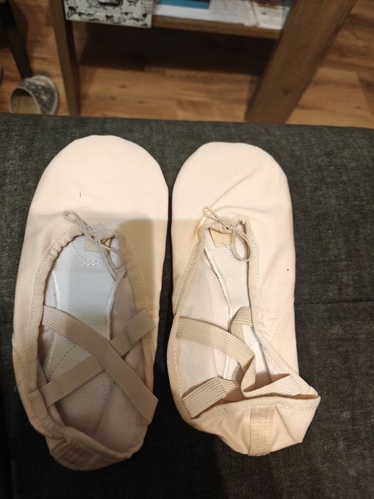 Baletki,buty do baletu beż r. 39