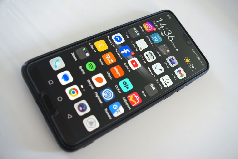 Huawei P20 pro 6/128 jak nowy