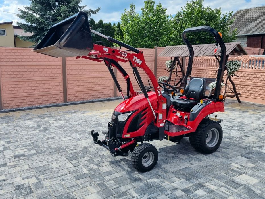 Ciągnik komunalny TYM  T194M * SALON POLSKA *185MTG*  2019ROK * Z TUREM I TUZEM* (pług i rozsiewacz)