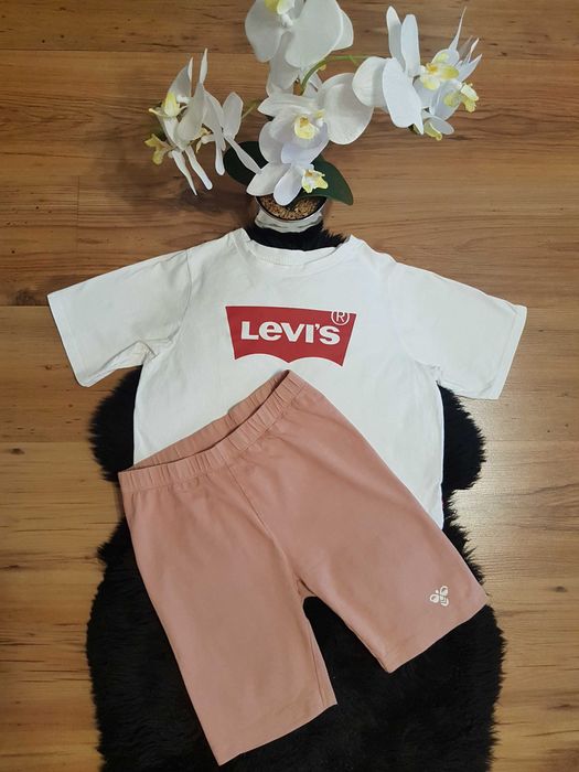 Cudny zestaw:) krótka bluzeczka LEVI'S krótkie legginsy HUMMEL 152