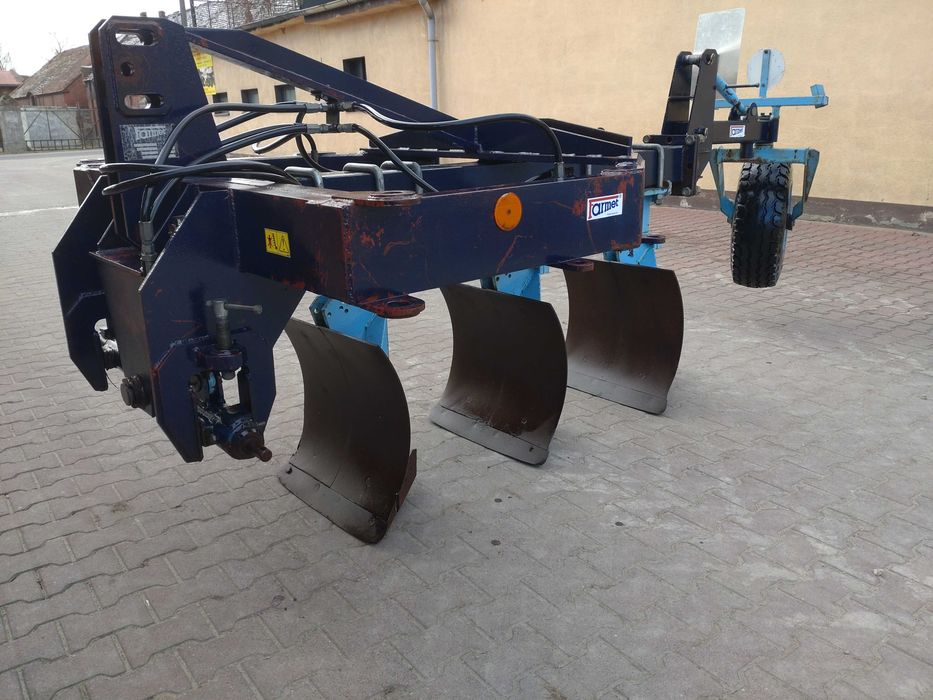 Plug 3 skibowy wahadlowy obracany  Farmet Lemken