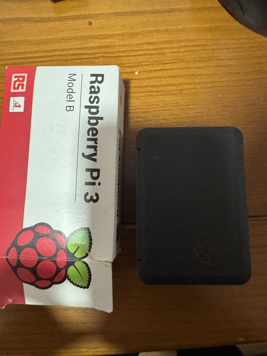 Raspberry pi 3  com caixa