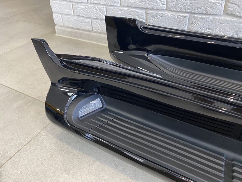 Пороги Lexus LX 570 / Toyota Land Cruiser 200 lc 200 черный цвет