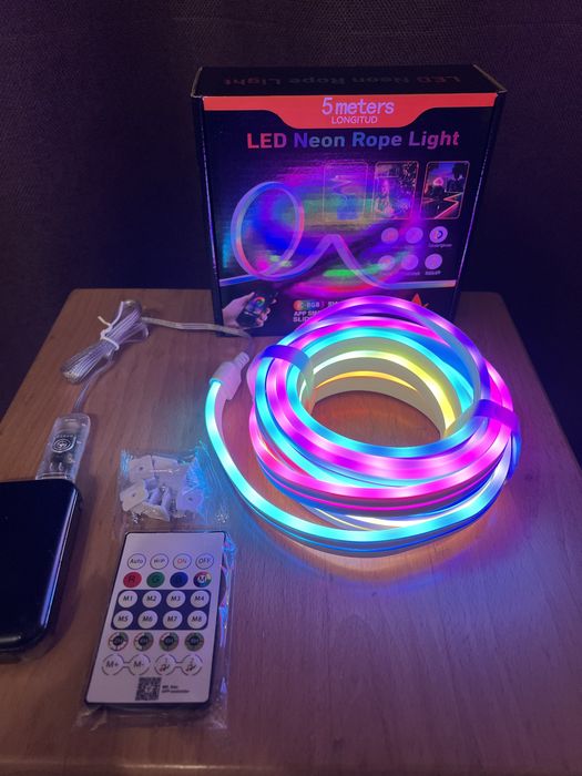 Розумна гнучка неонова стрічка 5 м неоновая  светодиодная RGB лента