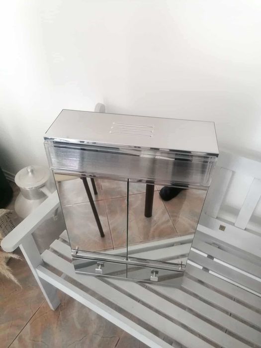 Armário WC Inox 39x60 cm com Espelho e Luz – Como Novo