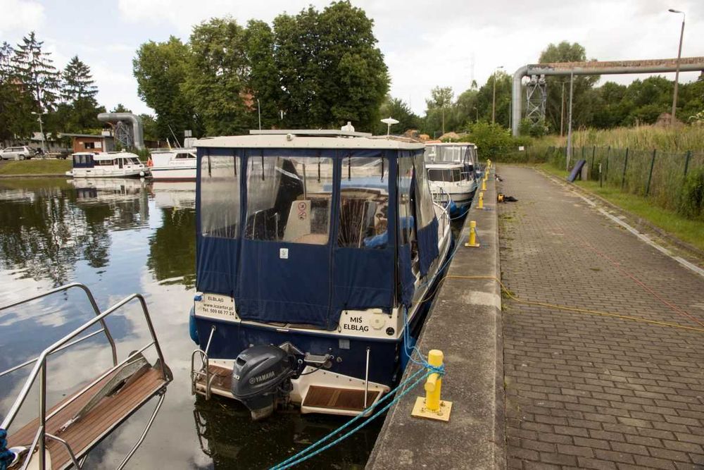 Sprzedam jacht motorowy, hauseboat Vistula Cruiser 30, zadbany