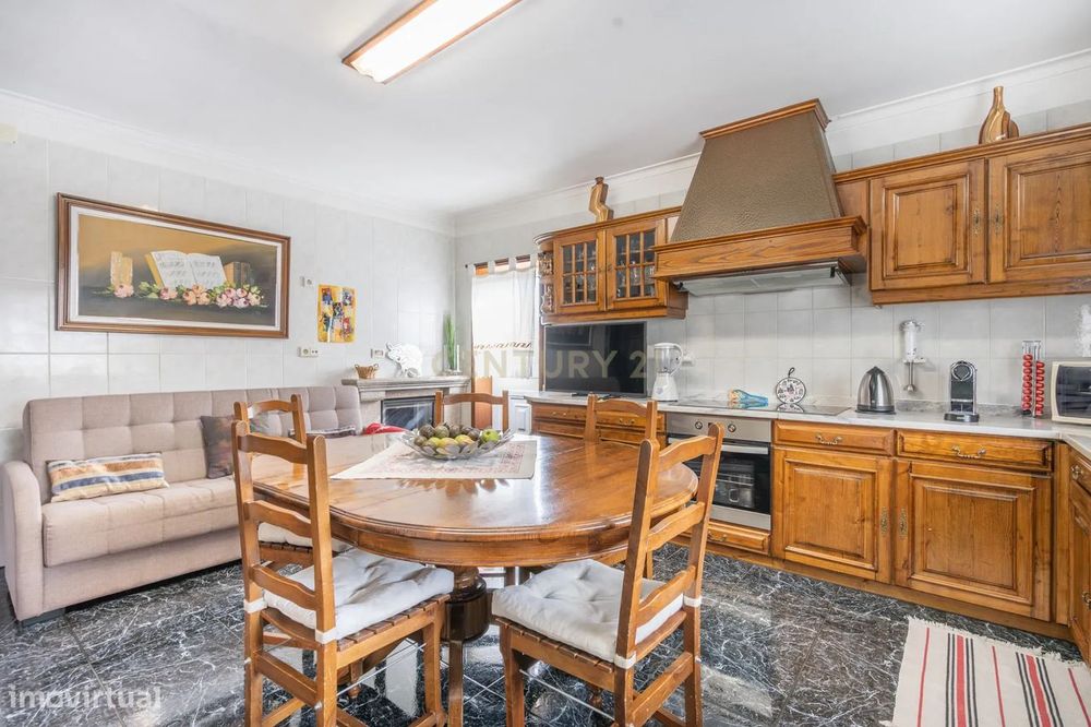 Casa T5 em Travassos, Póvoa de Lanhoso - 265.000€