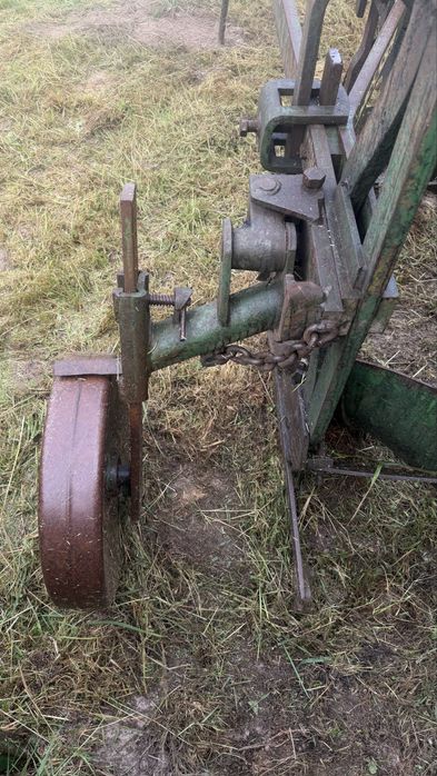 Плуг оборотний Goudland , lemken