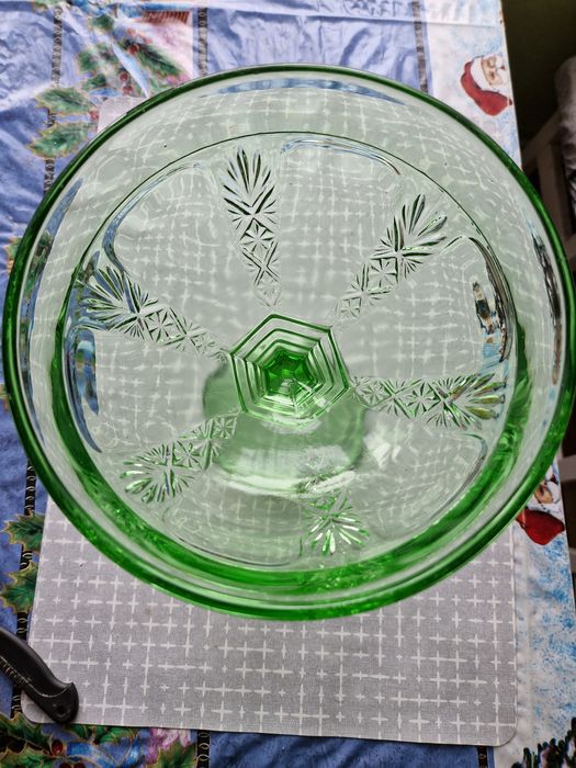 Ząbkowice zielona patera owocarka misa na stopie