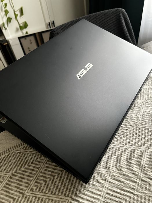 Laptop Asus Vivobook