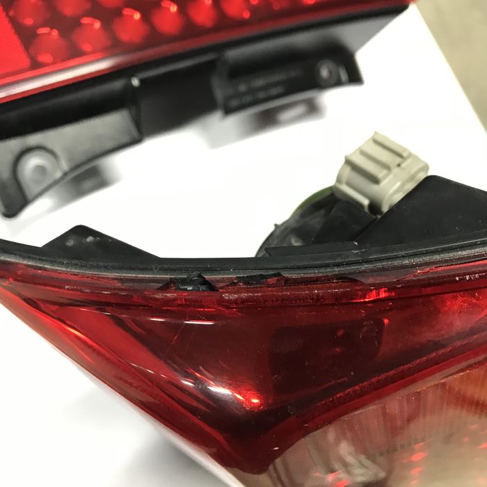 Стопи, стоп сигнал, задні фари фонар infiniti qx56 nissan armada titan