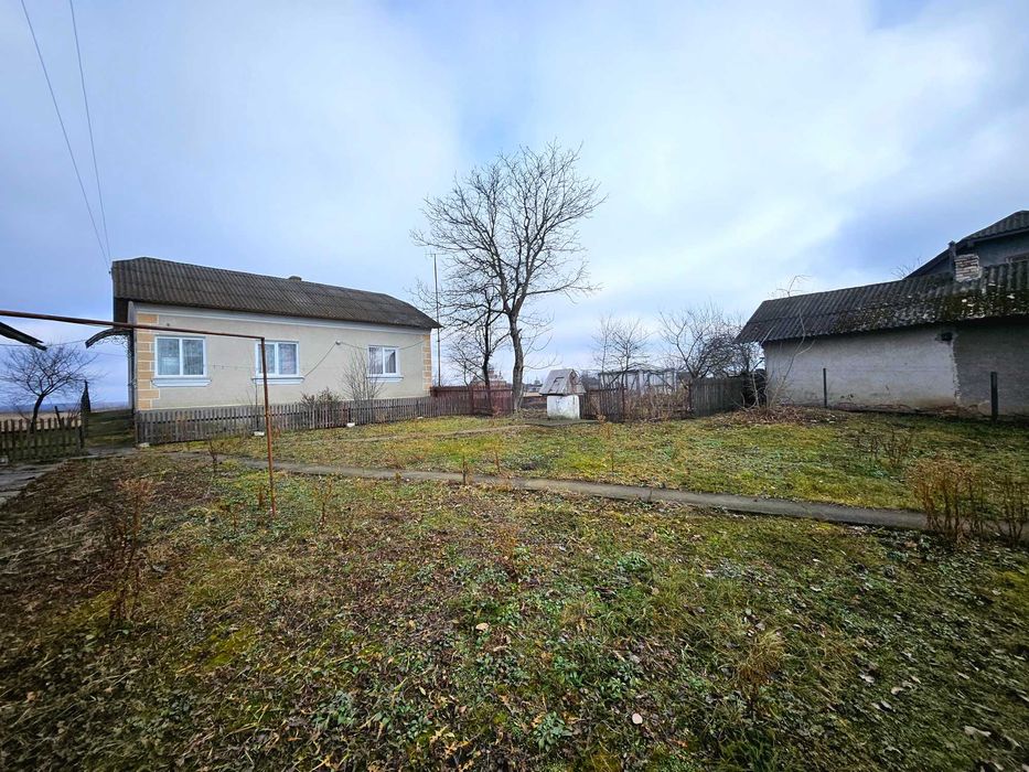 Будинок з ремонтом в хорошому стані за Галичем