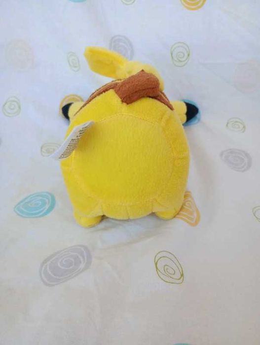 Pokémon peluche Pikachu