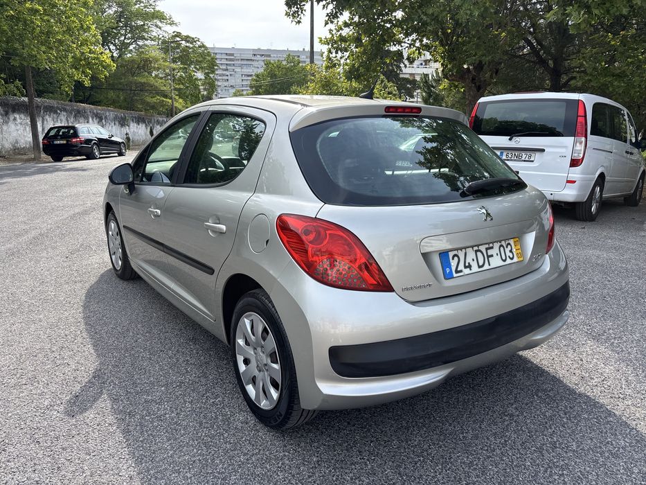 Pegeout 207 1.4 2007 197mil kms