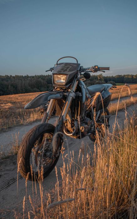 Suzuki DRZ 400 SM 2005 | Kat. A2 | LeoVince
