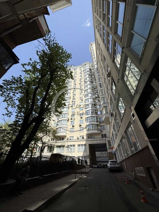 Продаж пентхауса 255м2 5к Січових Стрільців 52а Шевченківський