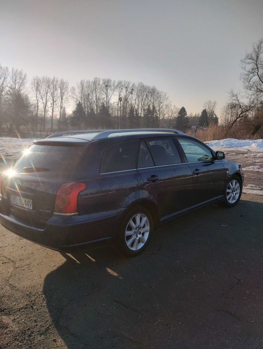 Toyota Avensis Kombi t25 1.8 +LPG