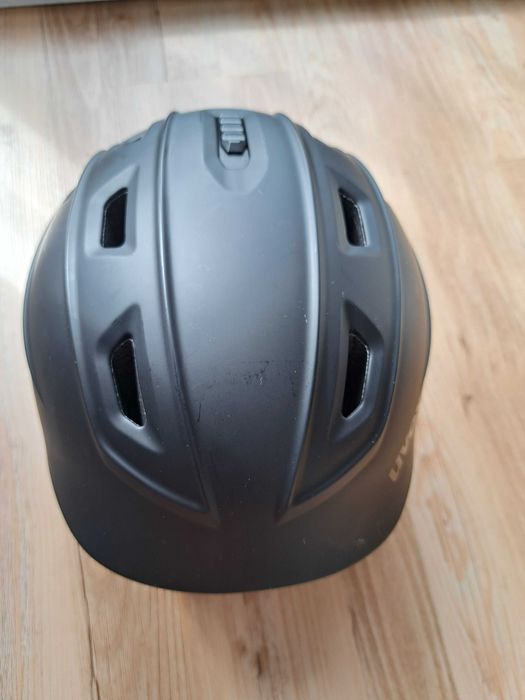Kask narciarski UVEX Fierce 55-59 cm