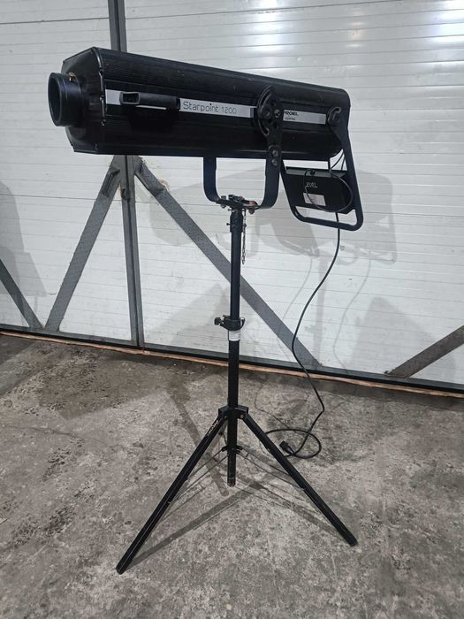 PROEL STARPOINT 1200 followspot reflektor prowadzący 1200W