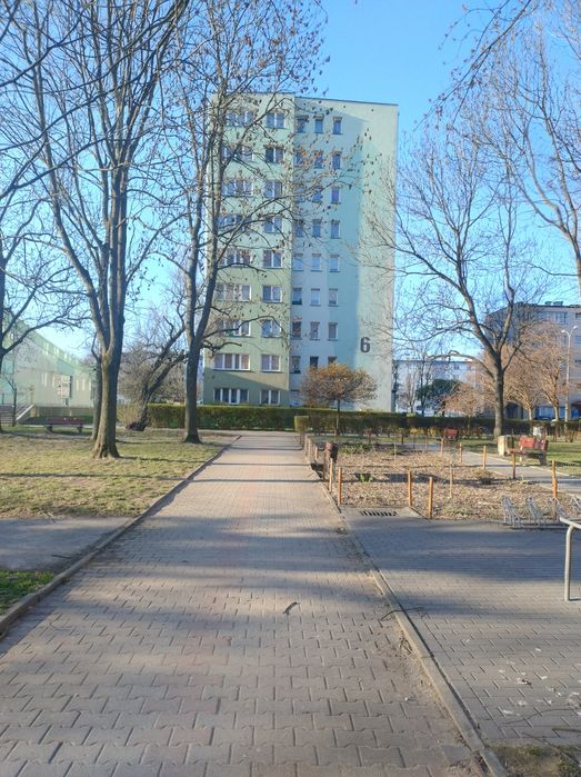 Sprzedam przestronne 3-pokojowe mieszkanie w Płocku,Ul.Hermana