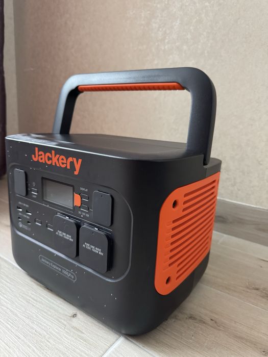 Jackery Explorer 1000 Pro
