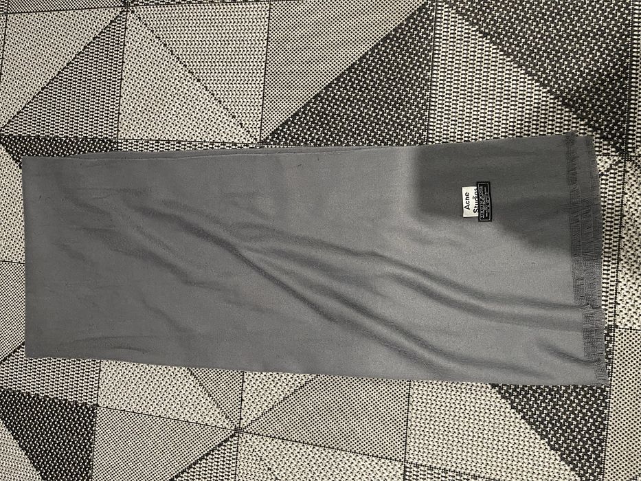 Шарф acne studios archive avant garde архив рамоны баленсиага