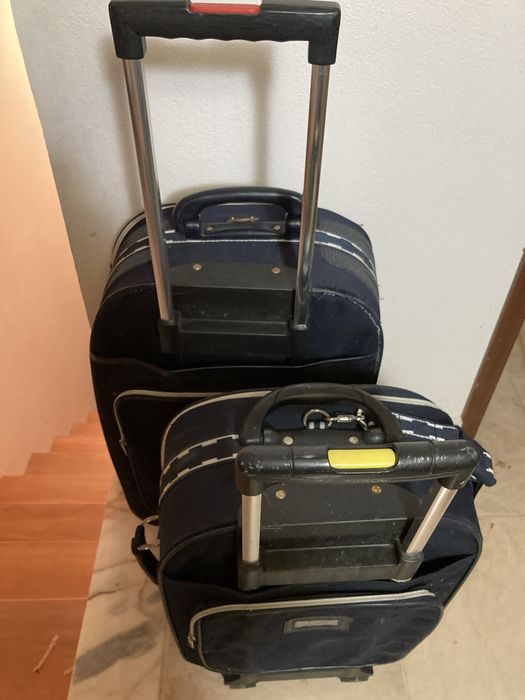 Malas de viagem de cabine e porão em bom estado