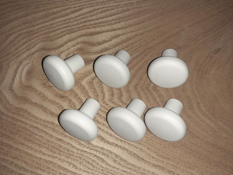 Conjunto de 6 puxadores brancos novos