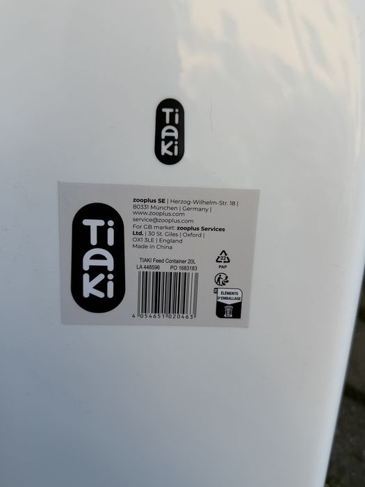 TIAKI pojemnik na karmę 20 l
