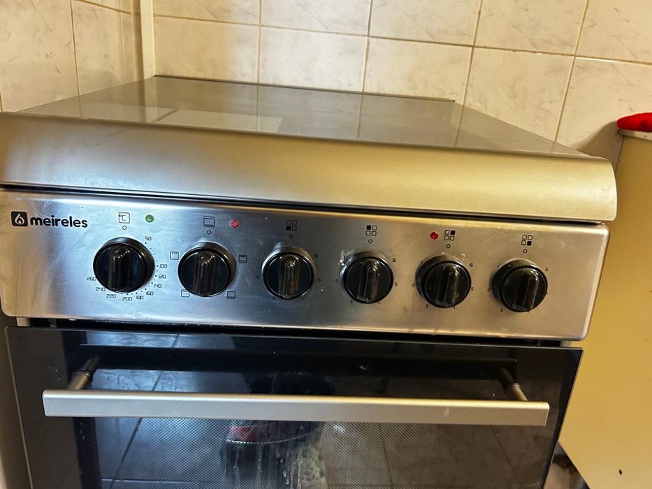 Fogao eletrico, como novo. Inox