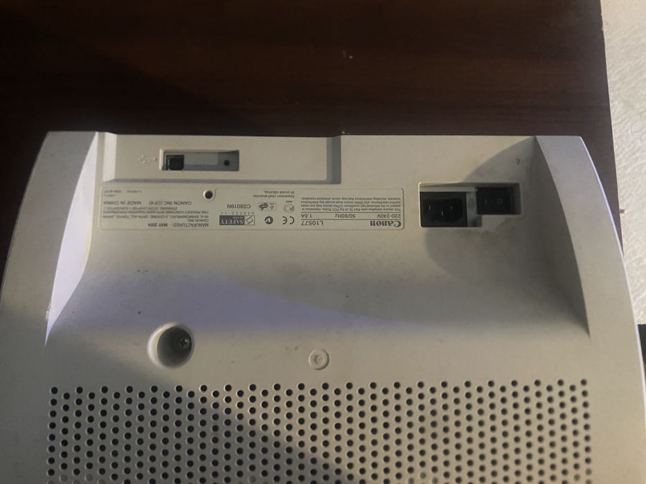 Продам принтер Canon LBP-112