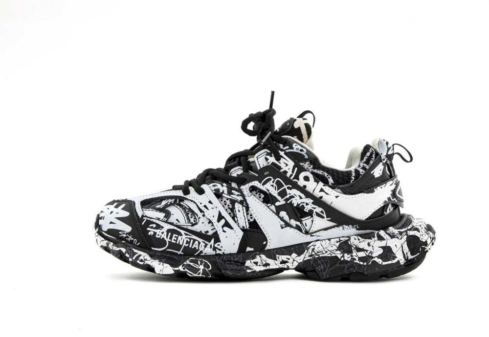 Чоловічі кросівки Balenciaga Track Graffiti "Black/White" 41-45