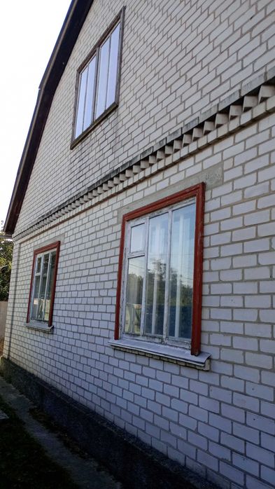 Будинок на дві сім’ї
