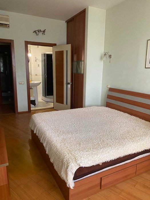 Сдается 2-х уровневая кв-ра в Центре, Дерибасовская, для айтишников