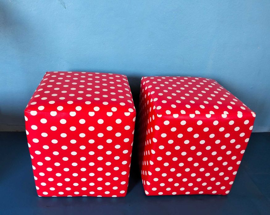 Pufes Interiores Red