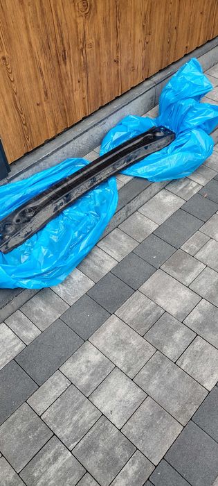 Belka tylna wzmocnienie absorber prawy i lewy Corolla TS kombi 2023