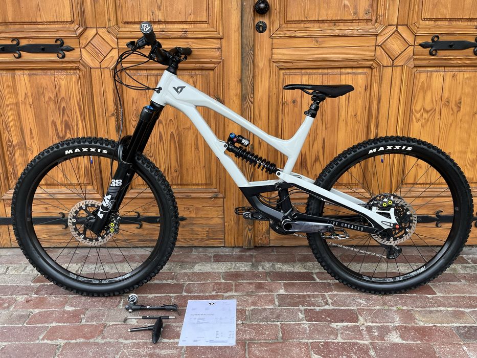YT Capra Shred 27,5” XL MT7 FOX38 Jibber Enduro rower dh canyon
