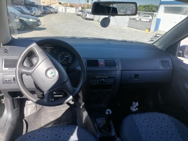 Para Peças Skoda Fabia I Combi (6Y5)