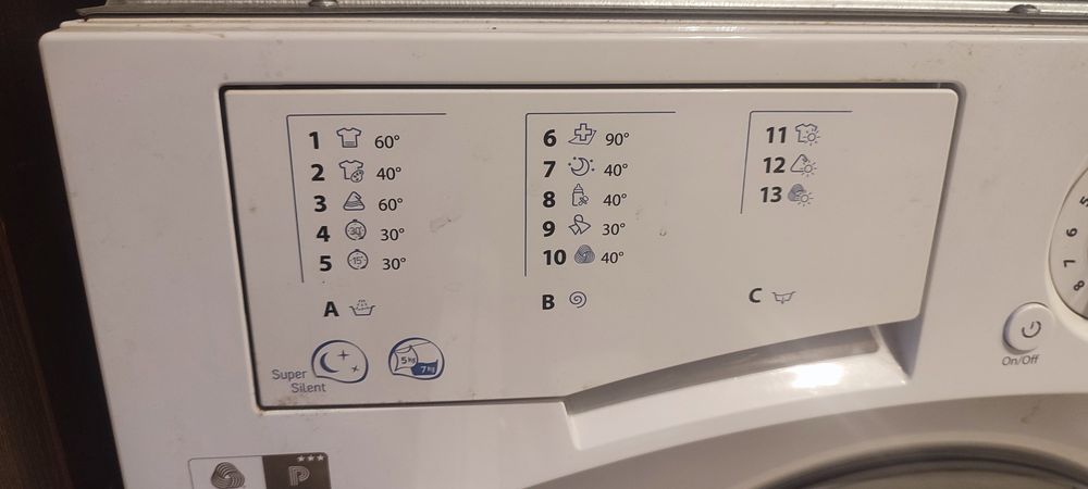 Pralko-suszarka do zabudowy Hotpoint Ariston