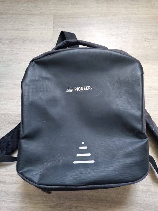 Великий Рюкзак для ноутбука Pioneer