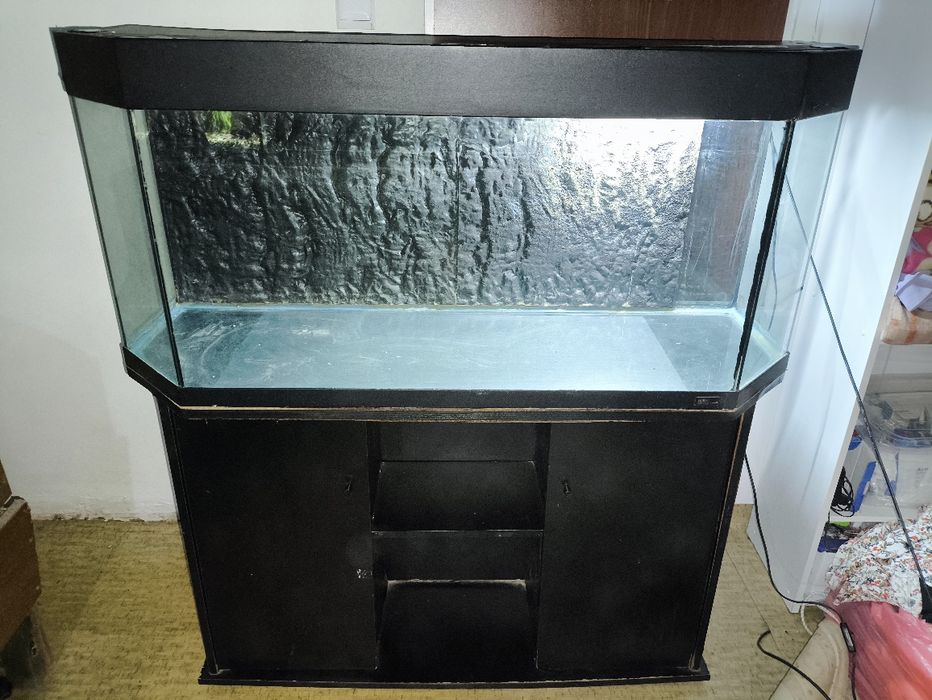 Akwarium JUWEL ok. 200 l. z szafką  120x40x50