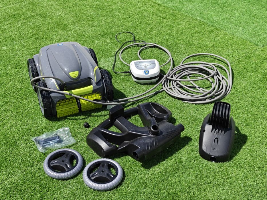 Robot Limpa Piscinas Zodiac GV 5220 Vortex 4WD – Como Novo (Usado 3x)