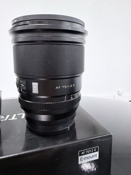 Viltrox PRO AF 75mm f/1.2 STM ED IF — Mont. Sony E — Estado impecável