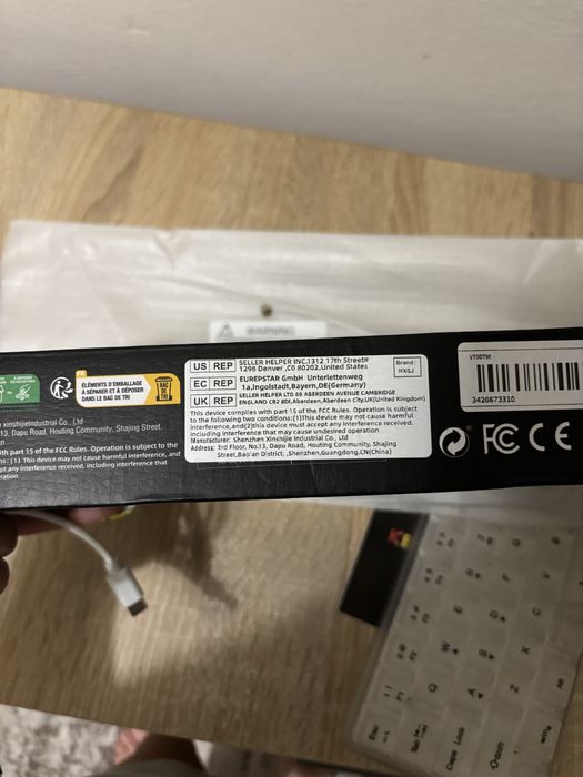 ігрова клавіатура HXSJ V700TM RGB