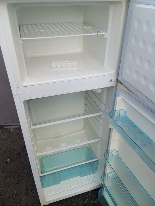 Холодильник Elenberg145см. Недорого