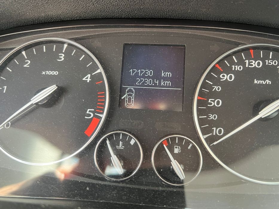 Renault Laguna III 2.0 dCi 150 cv