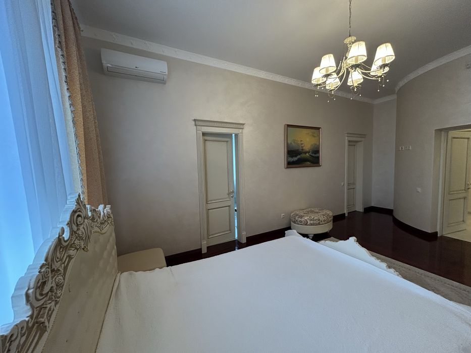 Без % Продаж елітного будинку  Лісники  з власним басейном і банею