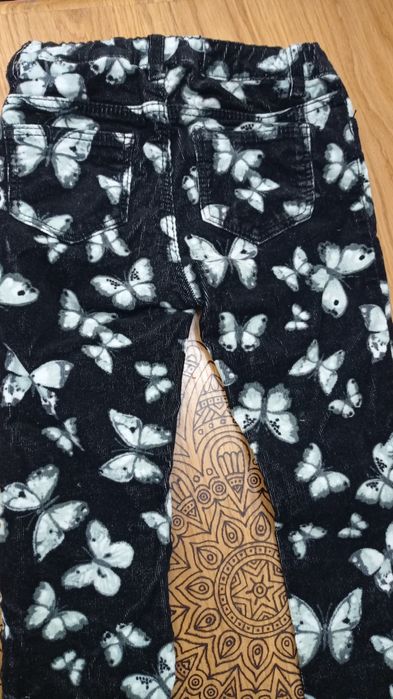 Вельветовые штанишки на девочку,рост 116